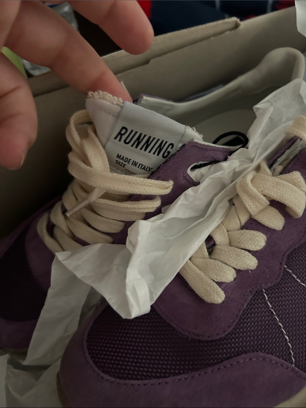 GOLDEN GOOSE RUNNING SNEAKERS - Picture 2 of 4